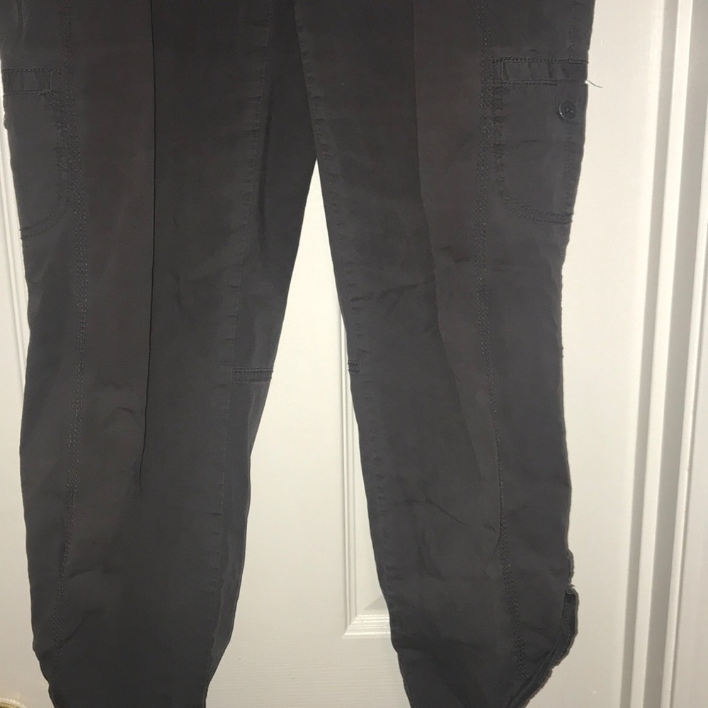 Capris - Picture 6 of 7